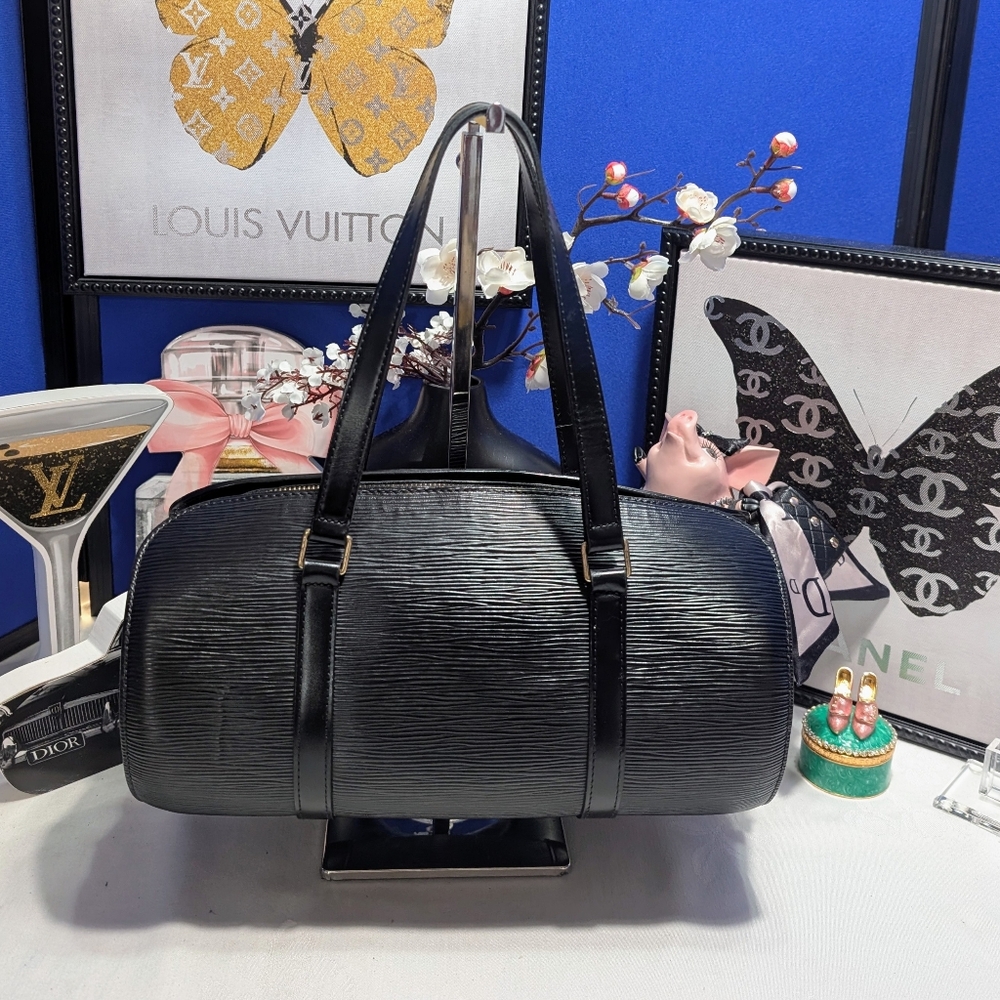 Louis Vuitton Black Epi Leather Soufflot Shoulder Bag💥